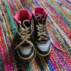 Nike Prestige III High Top Sneakers